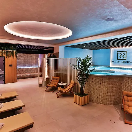 ホテル Regent 4*